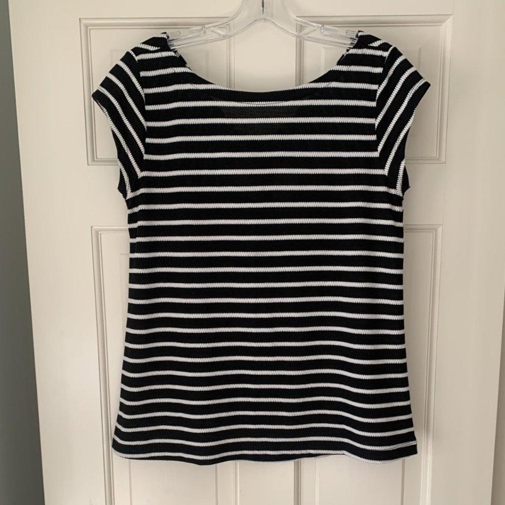2/$20 Black/White stripe Top with fun keyhole tie back detail
